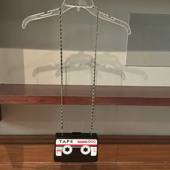 fun cassette tape purse - Picture 1 of 6